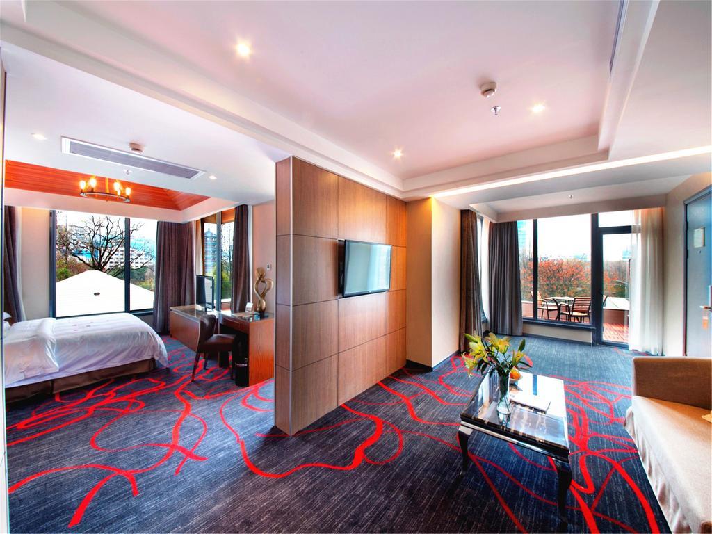 Vienna Hotel Guilin Xiangshan Park Номер фото